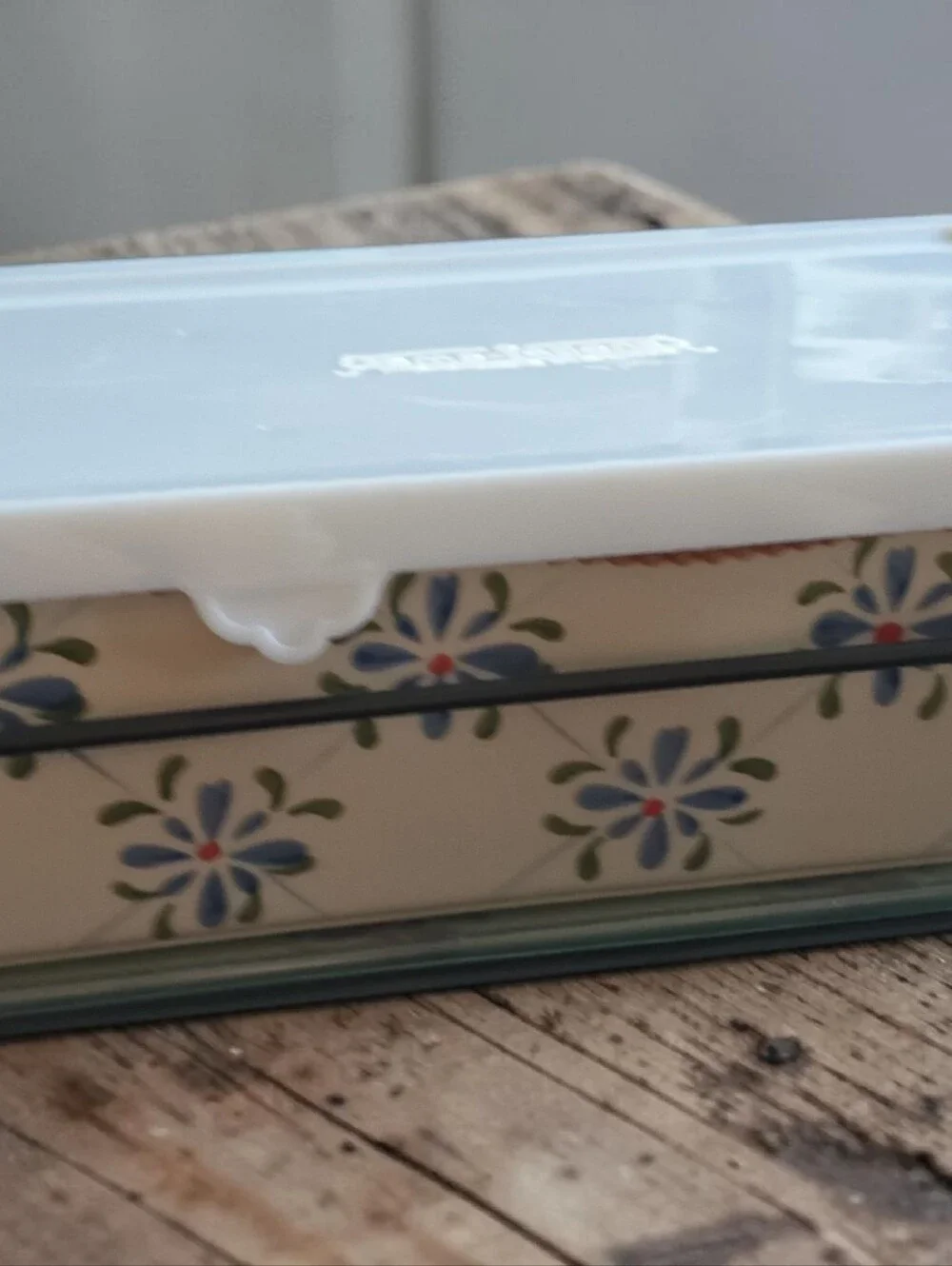 Temp-tations by Tara Trellis 3.5‎ Qt Bake Dish with Rack and Trivit NWOT